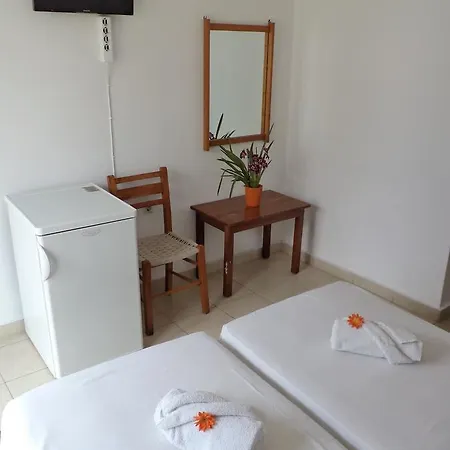Poseidon Hotel 2*